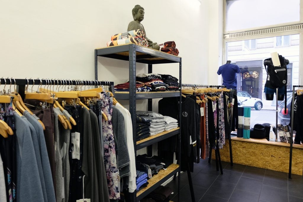 Shanti Yogastore 9