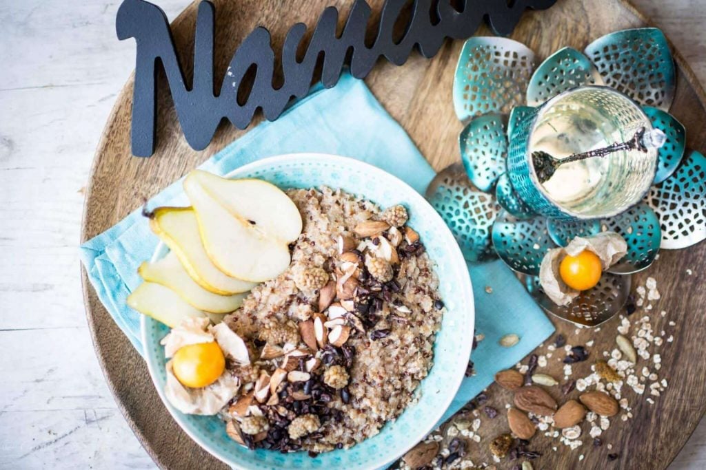 Yoga-Fruehstueck-Namaste-Morgen
