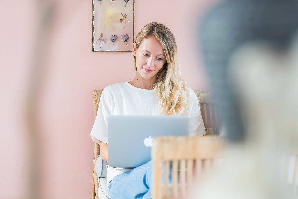 1 Jahr selbstständig als Yogalehrer Julia Hofgartner